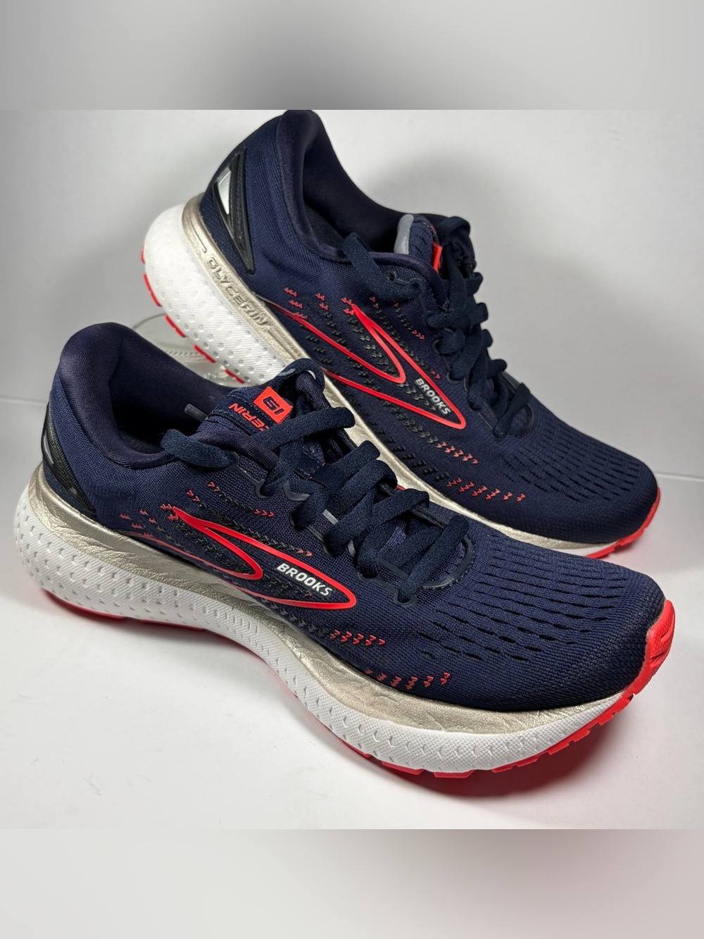 Brooks Glycerin 19 Women's Running Shoes-Size 6.5 B-Navy & Pink -Neutral Cushion